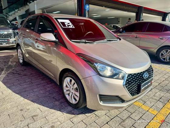 HYUNDAI HB20 1.0 COMFORT 12V FLEX 4P MANUAL HYUNDAI HB20 1.0 COMFORT 12V FLEX 4P MANUAL